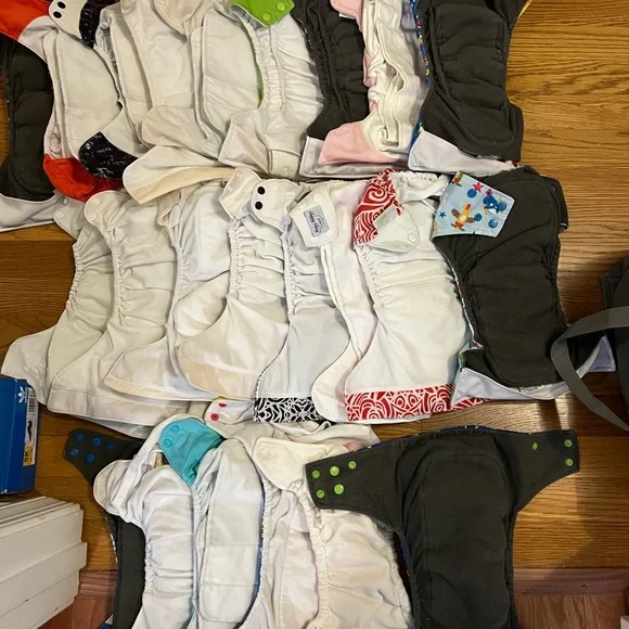 22 Cloth Diapers Sampler - Picture 2 of 2